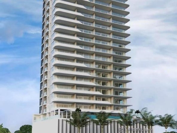 Cristal Bay: La Nueva Joya del Malecón